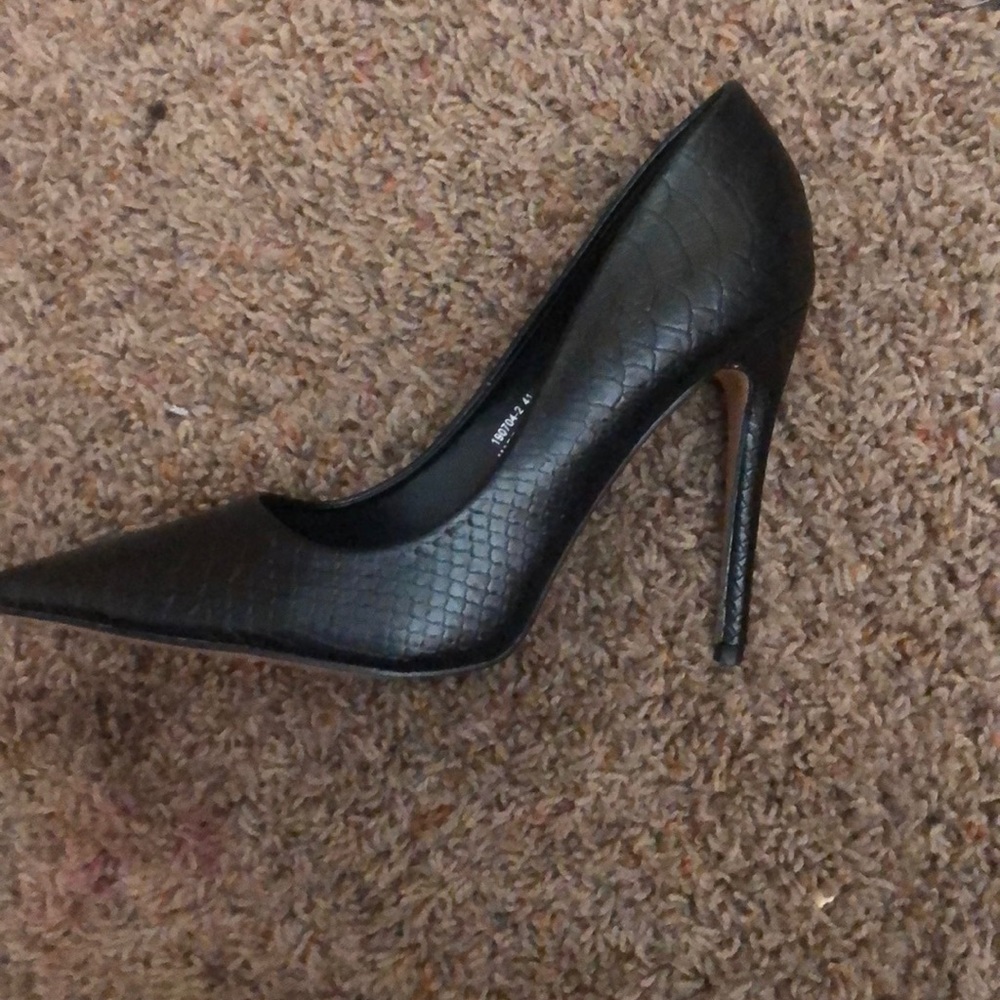 faux leather stiletto pumps